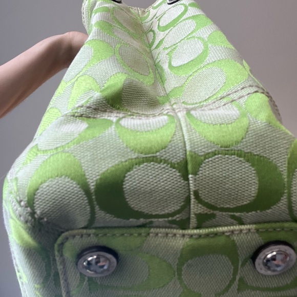 Coach over the shoulder purse Bag Satchel Green And White...
